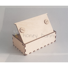 Деревянная коробка шкатулка с пуговицами 