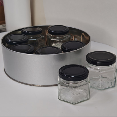 Набор для специй Соты 8 в жестяной банке Набор для специй Соты 8 в жестяной банке